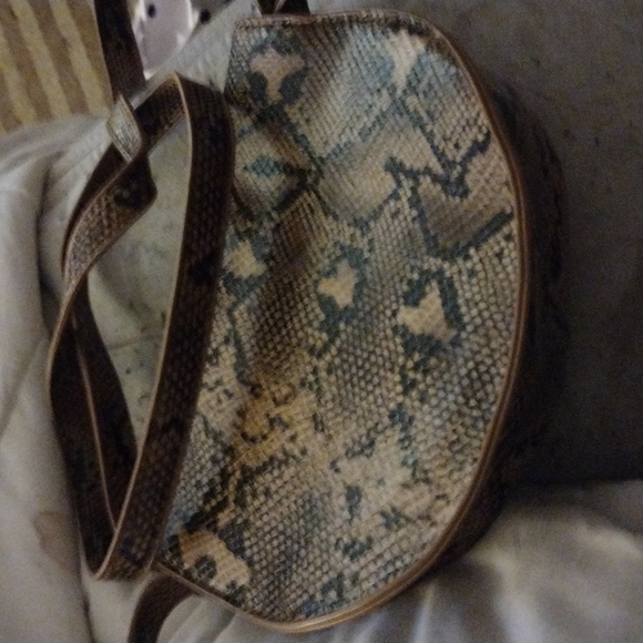 Purse - Picture 2 of 2